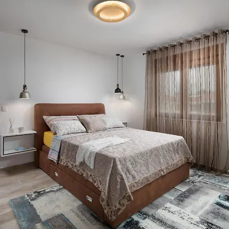 Malibu Eclipse By Interhome * Vir