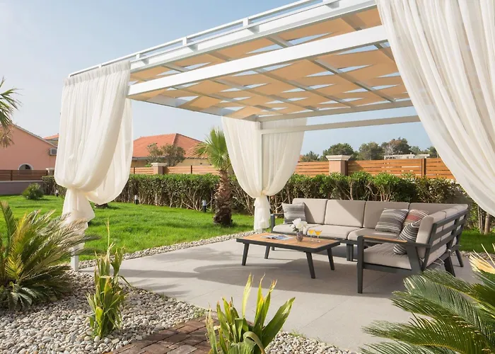 Malibu Eclipse By Interhome