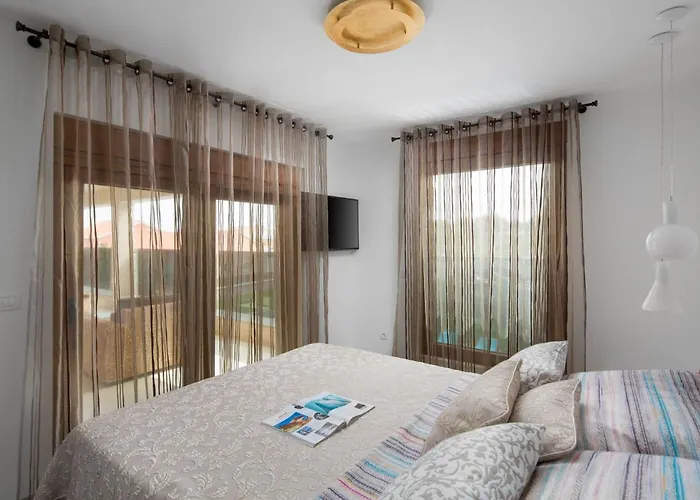 Malibu Eclipse By Interhome Tatil Evi Vir