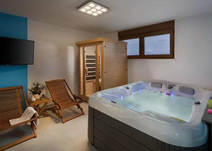 Malibu Eclipse By Interhome Tatil Evi